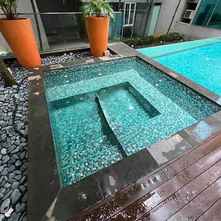 Signature Apartment At Mercu Summer Suites Klcc كوالالمبور المظهر الخارجي الصورة