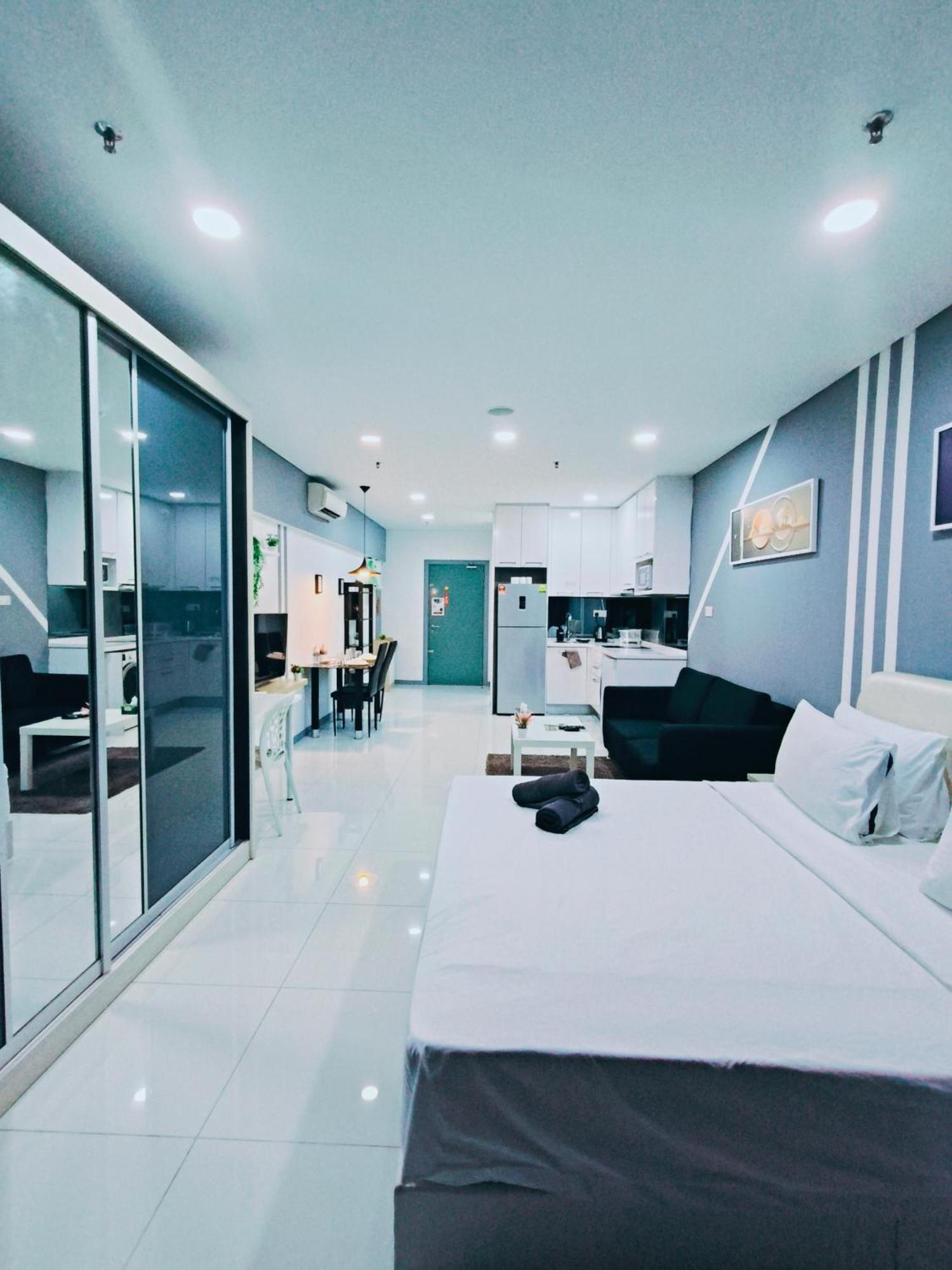 Signature Apartment At Mercu Summer Suites Klcc كوالالمبور الغرفة الصورة